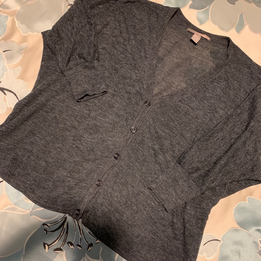 Forever 21 Love 21 button down knit blouse